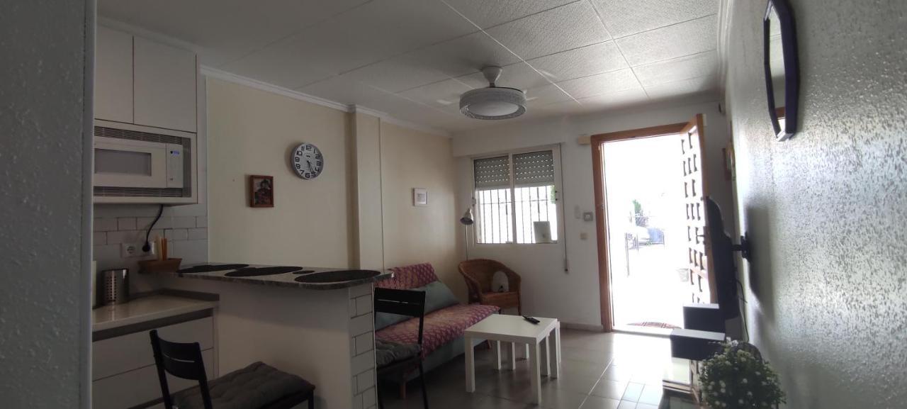 Lucias Lovely Apartment With Lovorka Los Alcázares Buitenkant foto